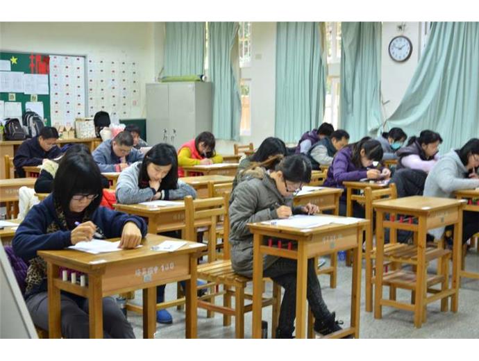 103年地方特考到考人數近5萬人 錄取率達4.08% 