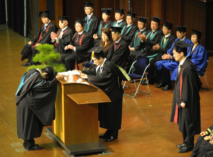東亞留學如何選擇 - 來看最新亞洲大學排名