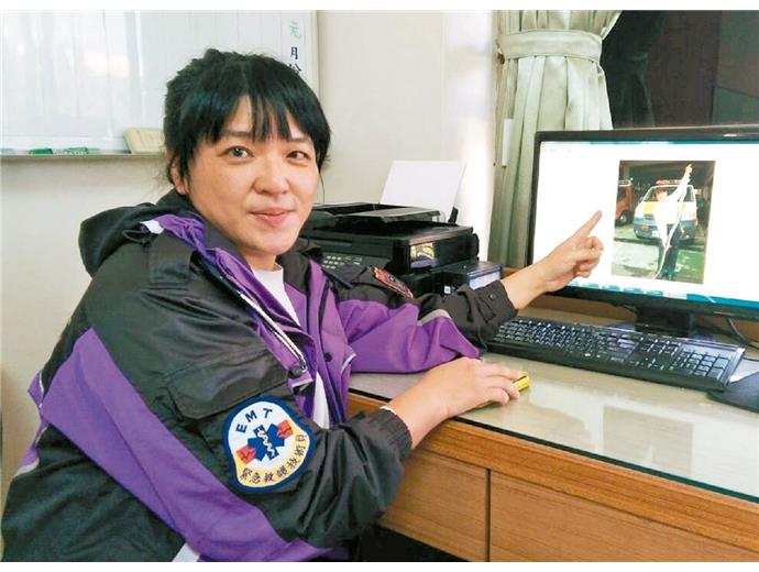 她棄百萬年薪  轉消防為社會服務
